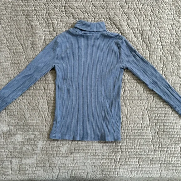 Zara Girls (10) Ribbed Turtleneck - Picture 2 of 4